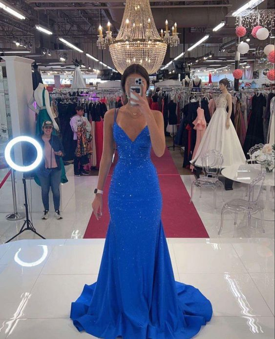 Royal blue v neck shops prom dress