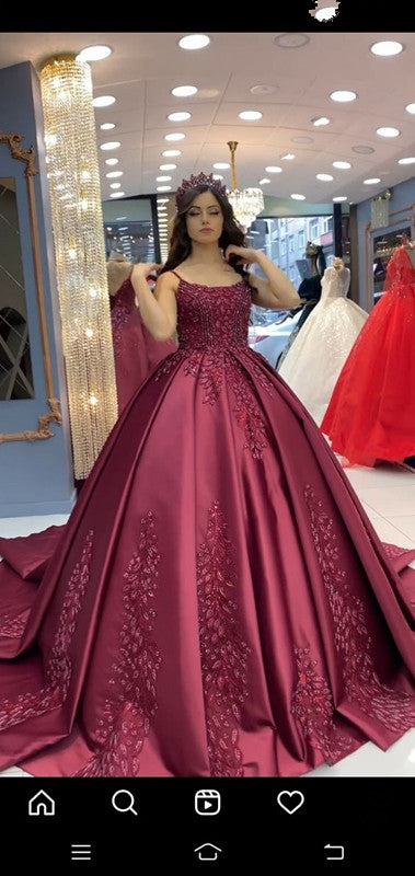 Burgundy Quinceanera Dresses with Straps