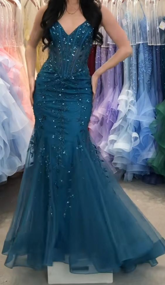 Sexy V-Neck Applique Tulle Mermaid Long Prom Dress Y6321