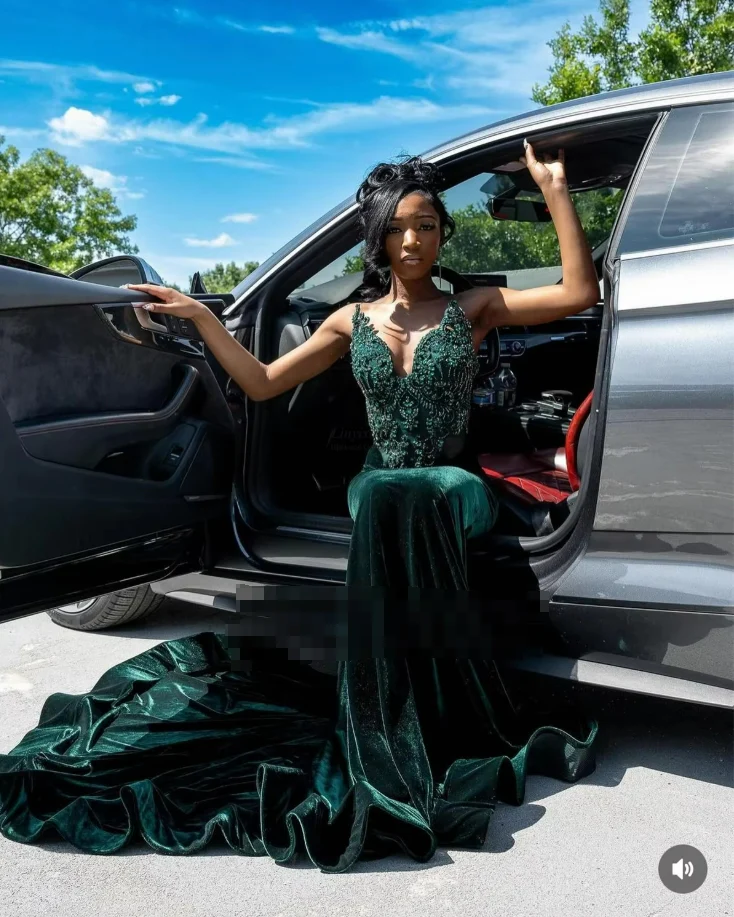 Green Velvet Mermaid Prom Dresses,Luxury Beaded Crystal Appliques Evening Party Gown Y8123