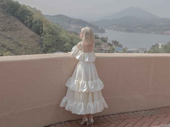 White Prom Dress With Ruffles,White Beach Dress  Y1969