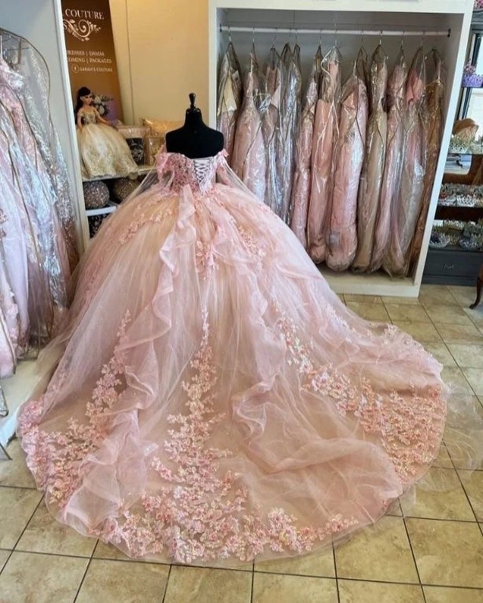 rose gold puffy quince dresses