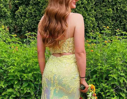 Yellow Mermaid V-neck Sequined Sweep Train Prom Dresses With Split Y6846