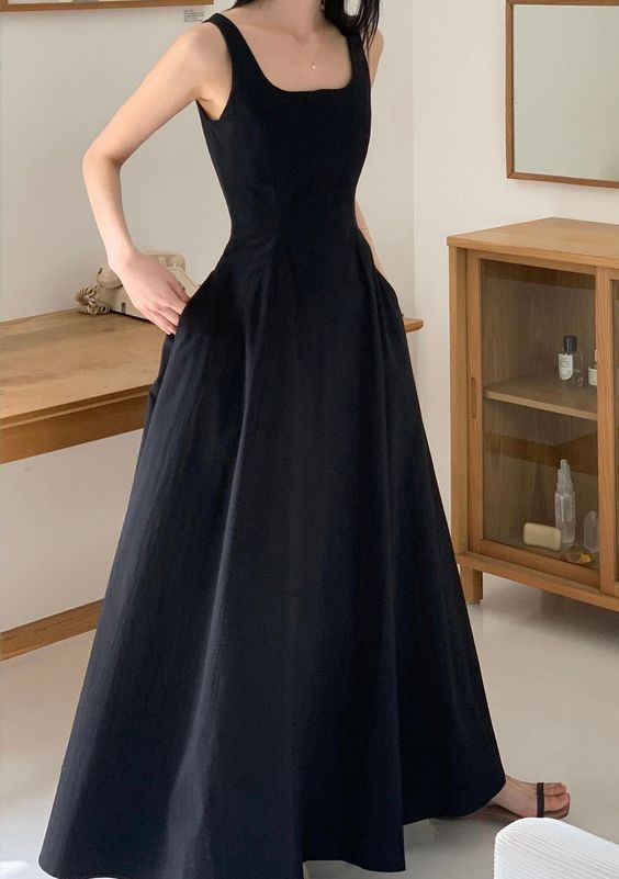 Black A-line Square Neckline Prom Dress,Retro Black Formal Gown Y4724