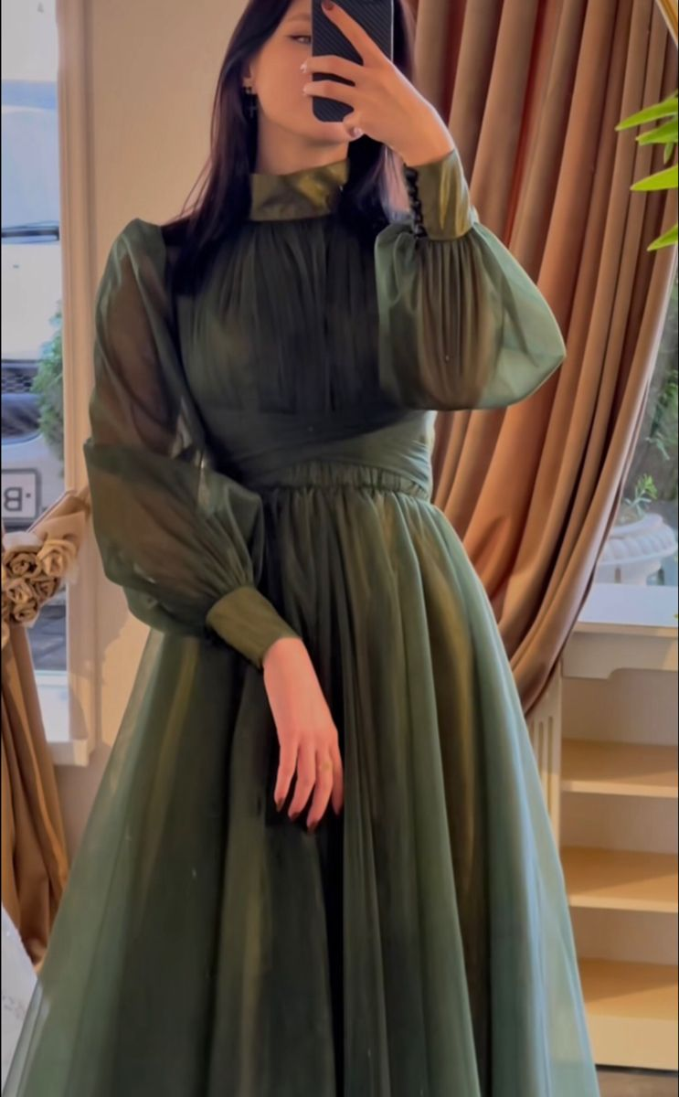 Vintage hotsell green dress