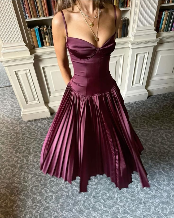 Vintage A Line Straps Burgundy Satin Long Prom Dress Evening Dress Y7994