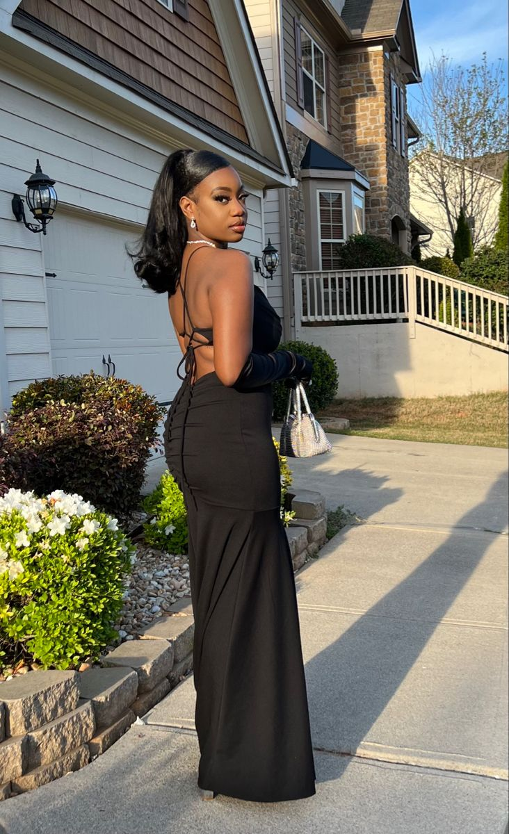 Black Trumpet Prom Dress