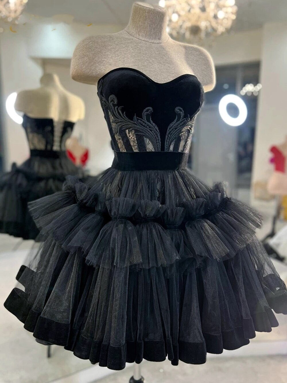 Little Black Short Homecoming Dresses Lace Exposed Boning Mini Party Pom Gowns Tulle Tutu Skirt Gothic Graduation Outfits Y2615