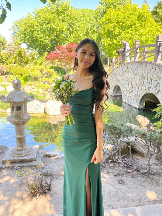 Elegant Green Sheath/Column Prom Dress with Split Y3057