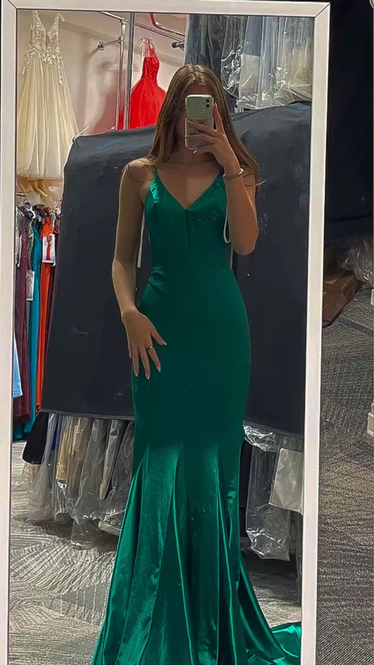 V Neck Green Mermaid Prom Dress,Green Evening Dress,Generous Green Formal Dress Y1837