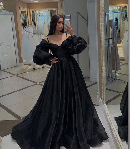 Black Long Sleeves Prom Dresses,Organza Formal Dresses,Party Dress with Train Y1775